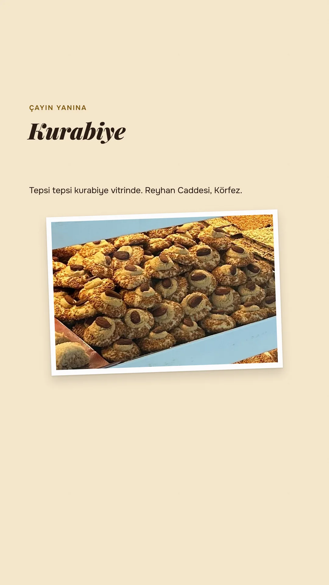 Saygın Fırın Instagram hikâyesi — çayın yanına: tepsi tepsi kurabiye vitrinde